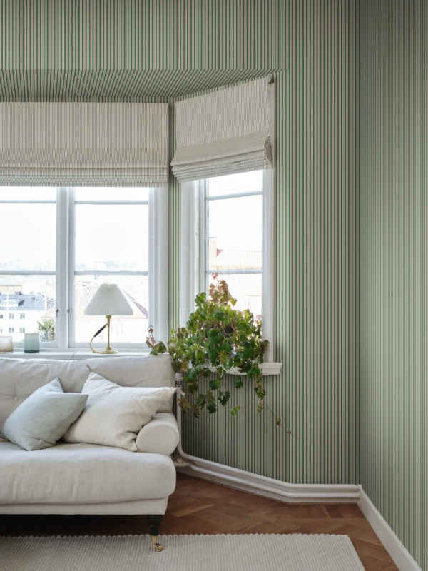S10394_interior1