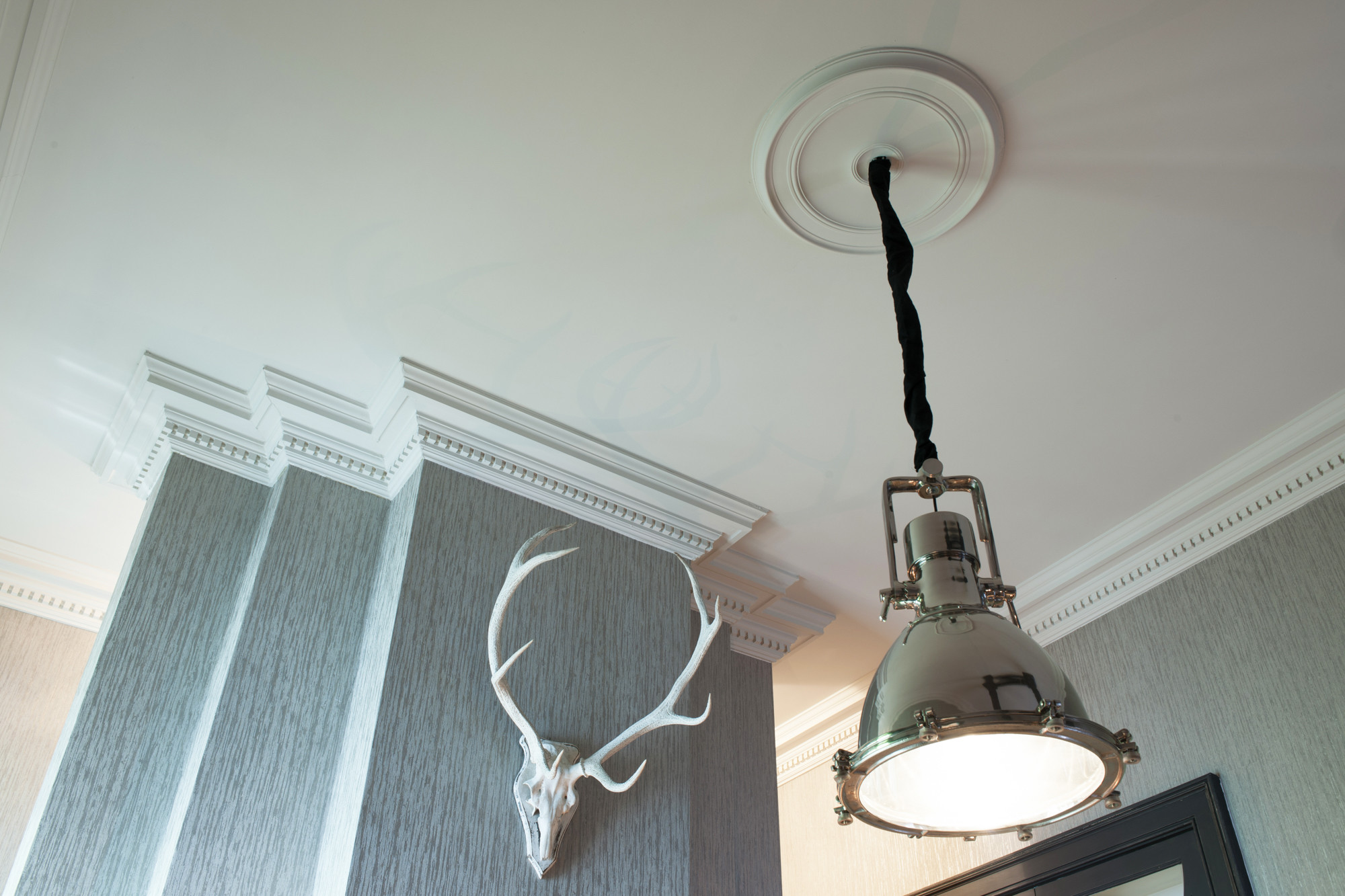 Orac Decor sztukateria z dekoracjami – listwy i poduszki dekoracyjne Warszawa Orac Decor sztukateria – kompleksowa aranżacja wnętrza, sklep Warszawa